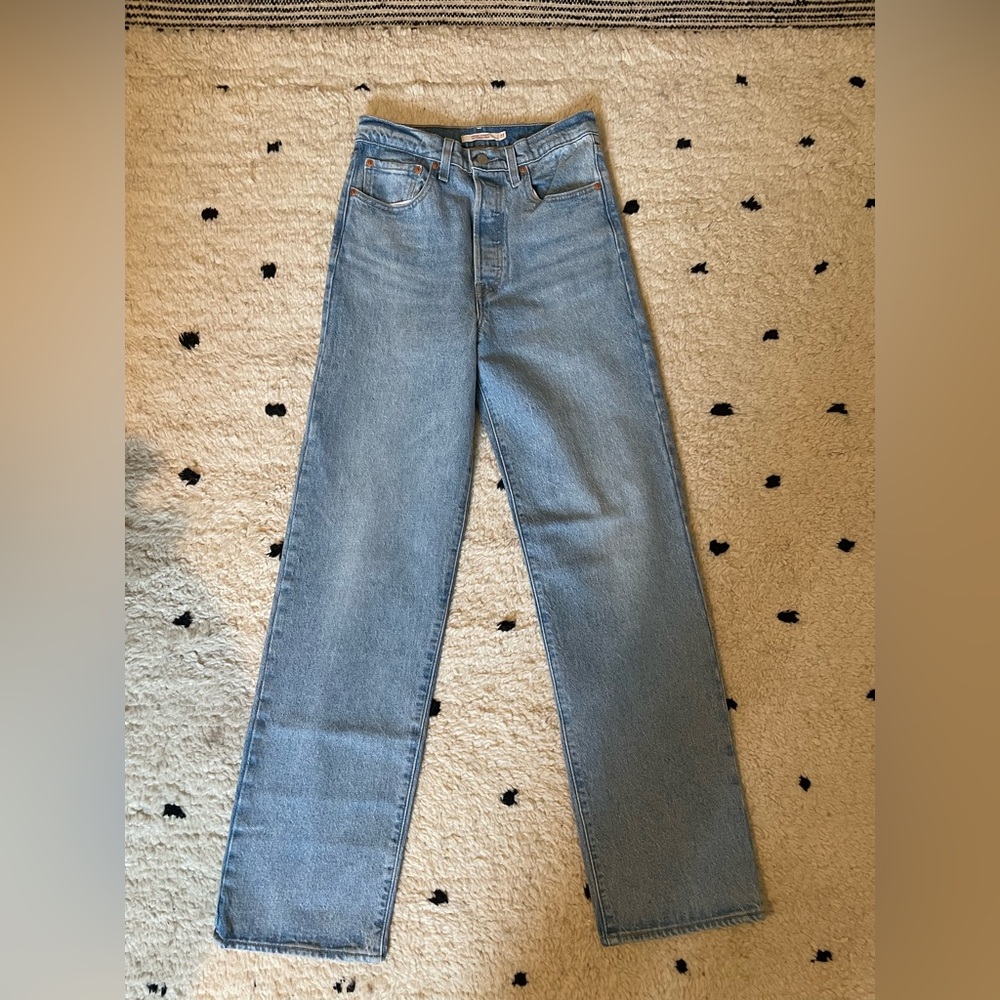 Levi's Ribcage straight leg Light Blue Denim Jeans